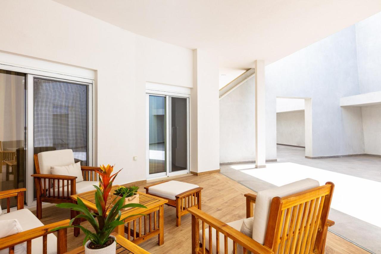Residence 罗希姆诺 外观 照片