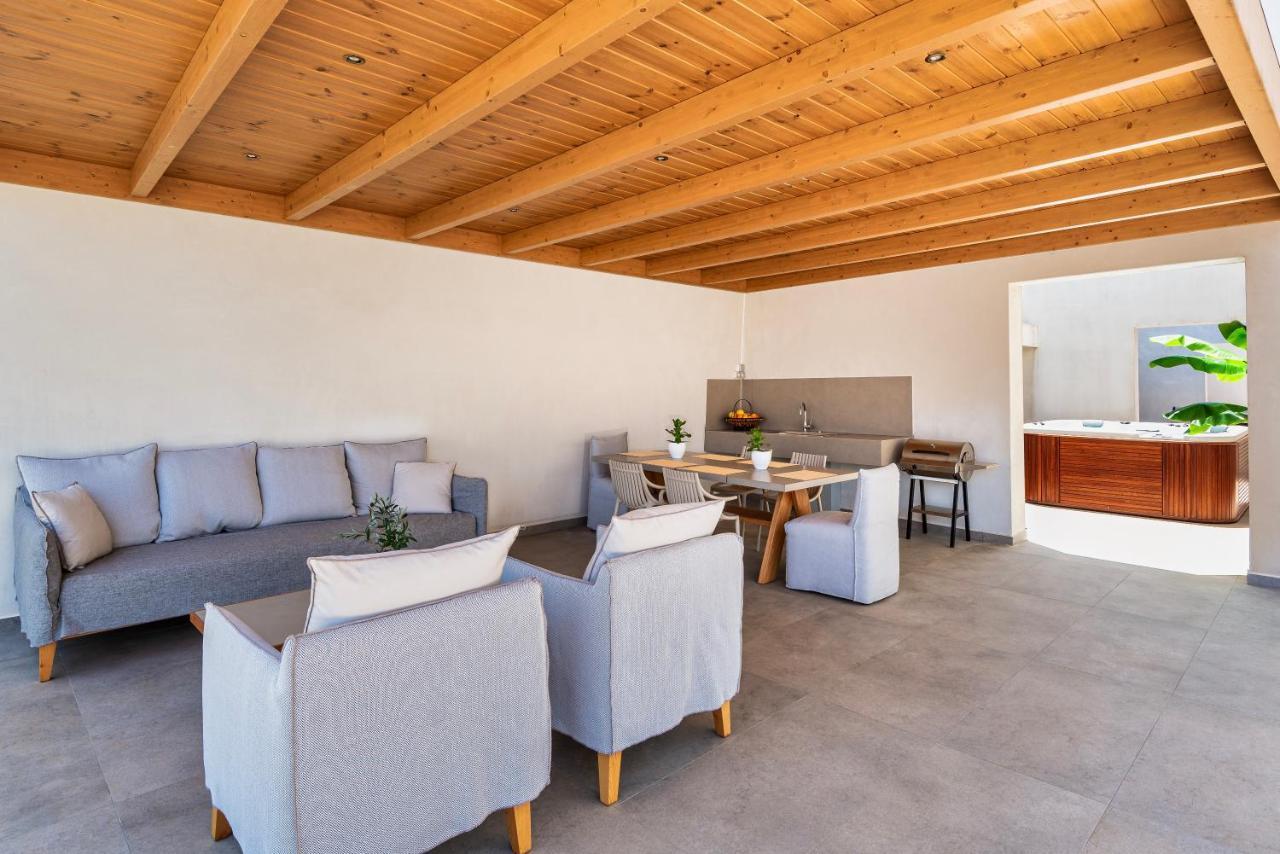 Residence 罗希姆诺 外观 照片